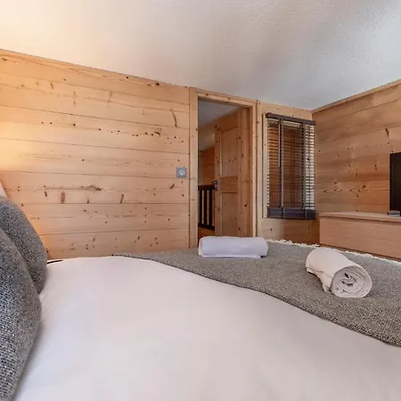 - Cosy Duplex Avec Vue Silveralp 338 아파트